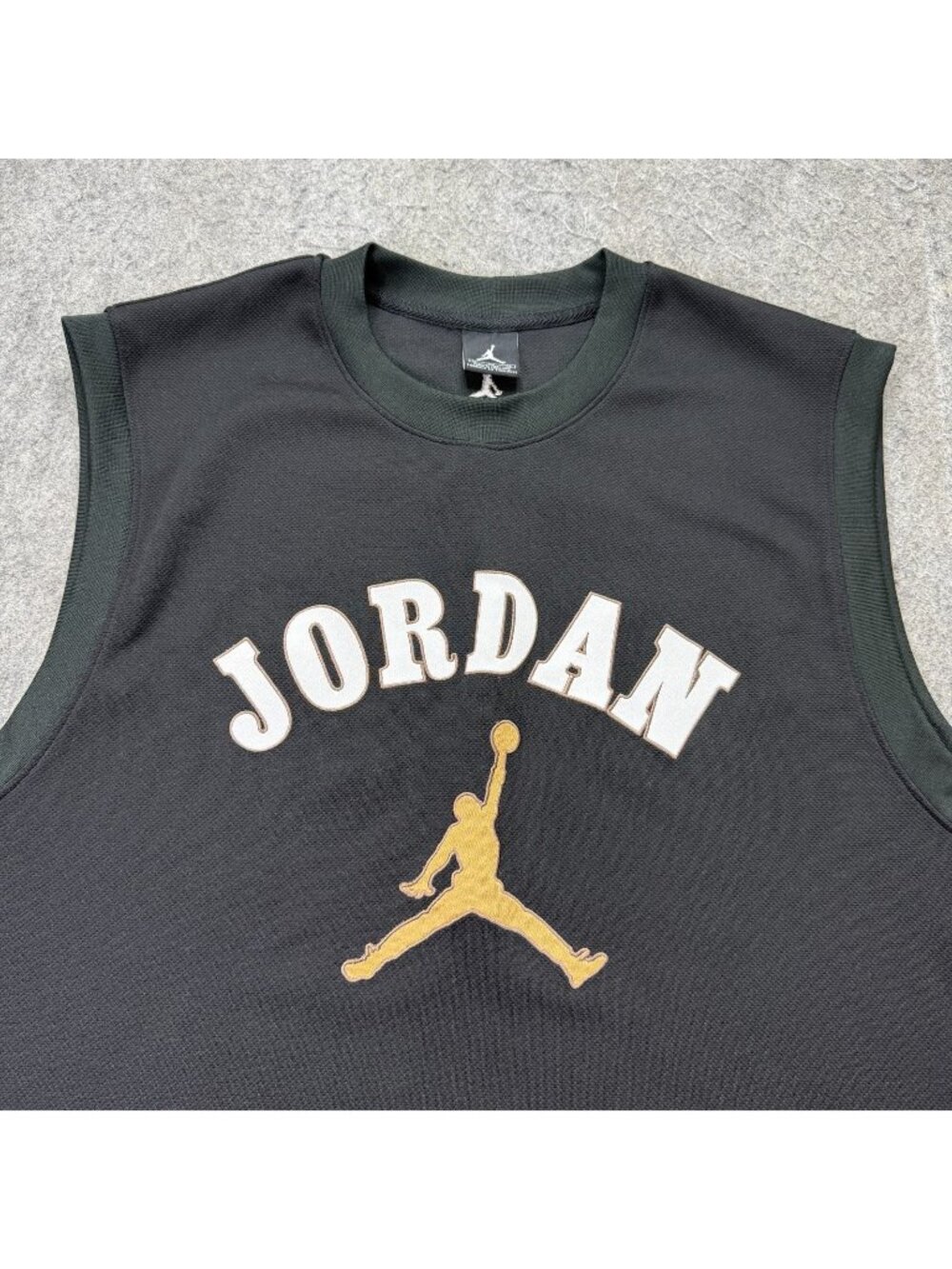 Jordan Basketball Jersey Men XL Black Gold #23 Jumpman 203681